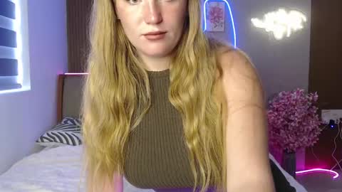 Snapshot of caramelstorm chatting on April 2026 03:29:02 AM Lana online show from April 2026 03:29:02 AM