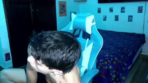 carapalida9008 online show from December 2024 04:39:02 PM