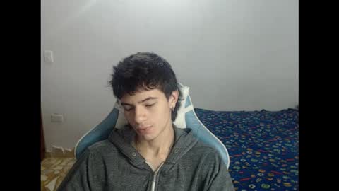 carapalida9008 online show from October 2025 03:42:01 PM