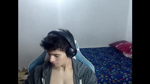 carapalida9008 online show from October 2025 02:04:02 PM