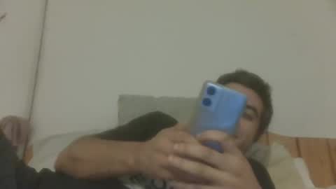 Snapshot of caravibugue chatting on January 2025 05:22:02 AM caravibugue online show from January 2025 05:22:02 AM