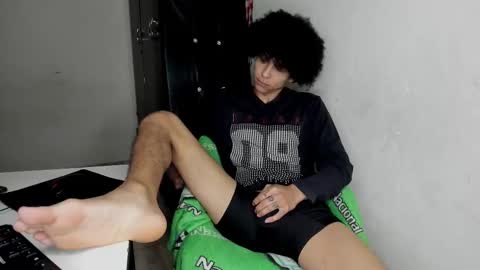 Carlos and Cristian  online show from December 2025 04:39:02 AM