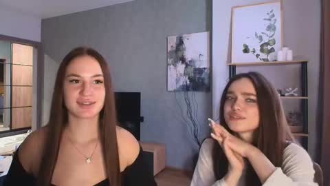 caressyourself online show from November 2025 08:24:01 AM