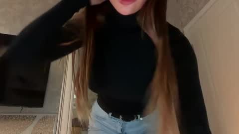 Snapshot of caressysiren chatting on May 2026 10:48:02 PM caressysiren online show from May 2026 10:48:02 PM