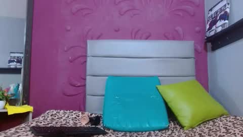 carina_lopez707 online show from April 2026 12:09:02 PM