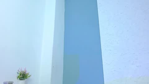 Carla online show from December 2025 11:48:01 AM