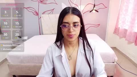 C A R L A online show from September 2025 12:06:01 PM