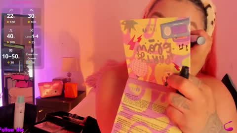 Carla Wet18 online show from October 2025 02:13:01 PM