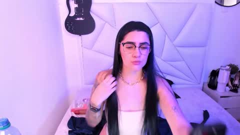 Snapshot of carlabonnet chatting on February 2026 09:52:02 PM carlabonnet online show from February 2026 09:52:02 PM