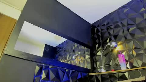 Snapshot of carlamarrinson chatting on February 2025 01:05:02 PM carlamarrinson online show from February 2025 01:05:02 PM