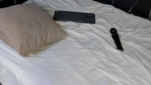 Snapshot of carlamarrinson chatting on March 2025 09:10:02 AM carlamarrinson online show from March 2025 09:10:02 AM