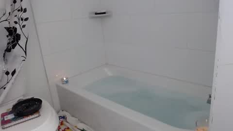 Carlie online show from March 2026 06:57:01 PM