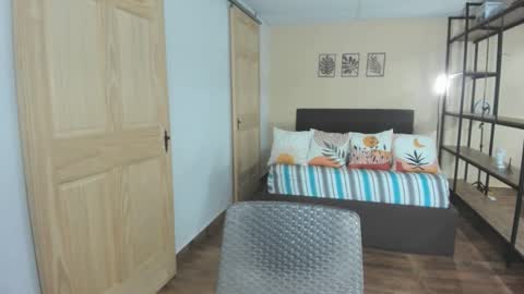 carlin1511 online show from January 2026 08:21:01 PM