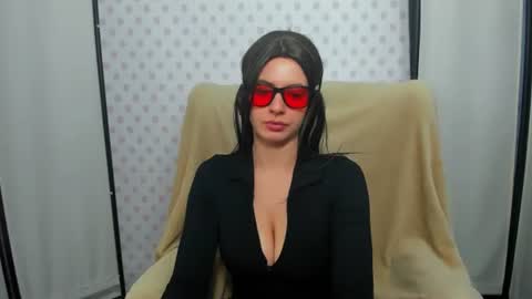 CarliSoSexy online show from July 2026 07:39:01 PM