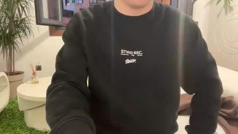 Snapshot of carlos_owen chatting on October 2025 05:53:01 PM carlos_owen online show from October 2025 05:53:01 PM