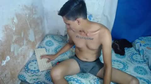 Snapshot of carlos_steven chatting on June 2026 11:05:01 PM carlos_steven online show from June 2026 11:05:01 PM