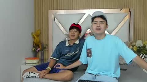 CarlosANDMaicol online show from July 2026 10:39:01 AM