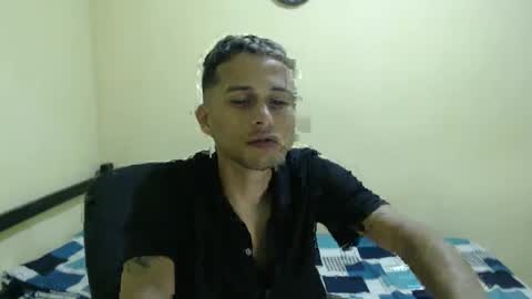 carlossmi01 online show from February 2025 03:37:01 AM