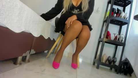 carlota_flow online show from May 2026 09:46:01 PM