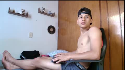 Snapshot of carloz_perez chatting on September 2025 05:16:02 PM carloz_perez online show from September 2025 05:16:02 PM