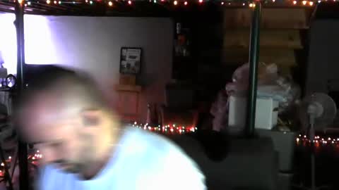 Carl online show from December 2024 09:16:02 AM