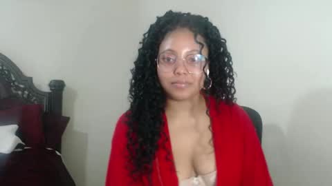 CARAMEL xoxo online show from April 2026 11:22:02 PM