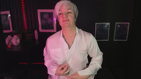 Carmen online show from January 2025 11:44:02 PM