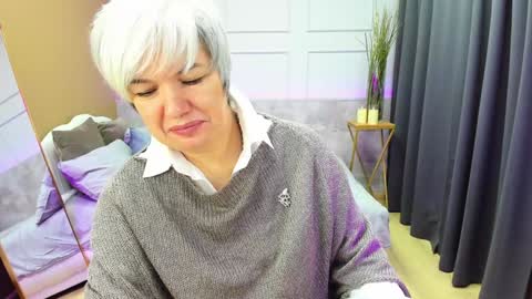 Carmen online show from January 2025 08:43:01 PM