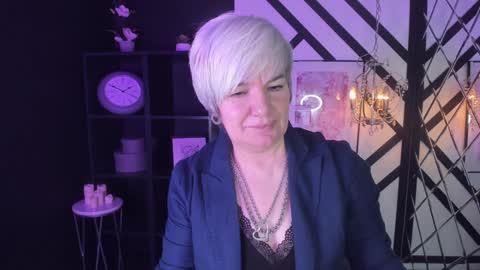 Carmen online show from January 2025 09:55:02 PM