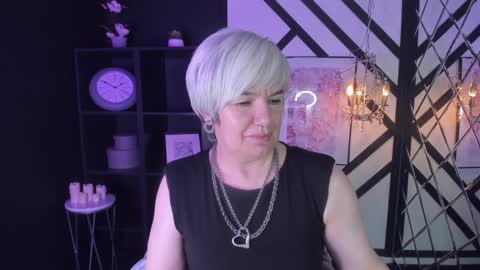 Carmen online show from January 2025 04:33:02 AM