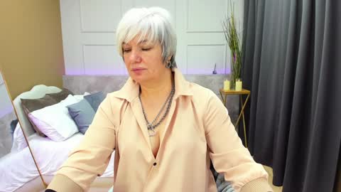 Carmen online show from February 2025 03:43:02 AM