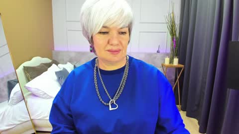 Carmen online show from February 2025 08:41:01 PM