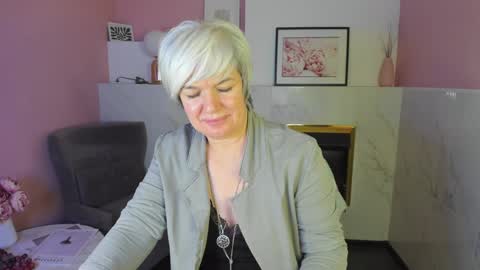 Carmen online show from February 2025 04:21:01 AM