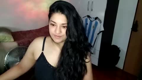 Snapshot of carmincarmenere chatting on December 2025 02:33:01 PM CarminCe online show from December 2025 02:33:01 PM
