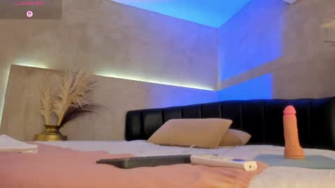 Snapshot of caro_zapata chatting on May 2026 01:15:02 PM Carolina online show from May 2026 01:15:02 PM
