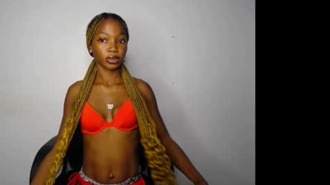 Snapshot of carobaby8 chatting on November 2025 04:55:01 AM caroline online show from November 2025 04:55:01 AM