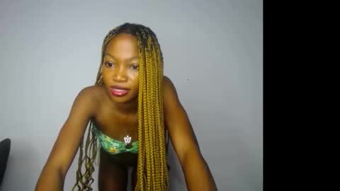 Snapshot of carobaby8 chatting on November 2025 04:29:02 AM caroline online show from November 2025 04:29:02 AM