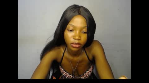 Snapshot of carobaby8 chatting on January 2026 09:01:02 AM caroline online show from January 2026 09:01:02 AM