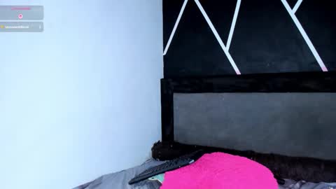 Snapshot of carol100597 chatting on April 2026 04:46:01 AM karol online show from April 2026 04:46:01 AM