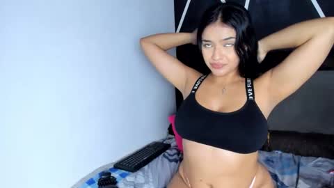 Snapshot of carol100597 chatting on May 2026 02:52:01 AM karol online show from May 2026 02:52:01 AM
