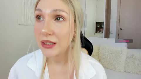 Snapshot of carol_may_ chatting on July 2026 12:14:02 PM carol_may_ online show from July 2026 12:14:02 PM