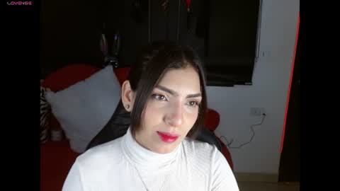 Snapshot of carolaine69_ chatting on July 2026 01:02:02 PM Caroline online show from July 2026 01:02:02 PM