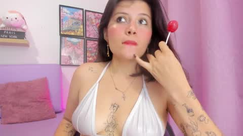 Snapshot of carolina_latinlady chatting on April 2026 07:55:01 PM Carolina online show from April 2026 07:55:01 PM