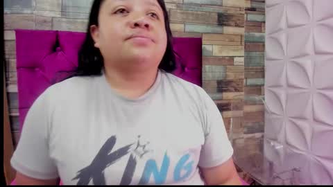 Snapshot of carolina_lenon chatting on February 2026 07:50:02 PM Angie Carolina online show from February 2026 07:50:02 PM