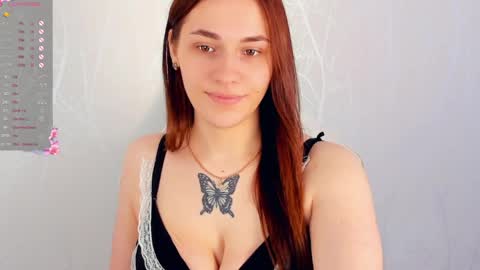 carolina_noreen online show from March 2026 04:02:02 AM
