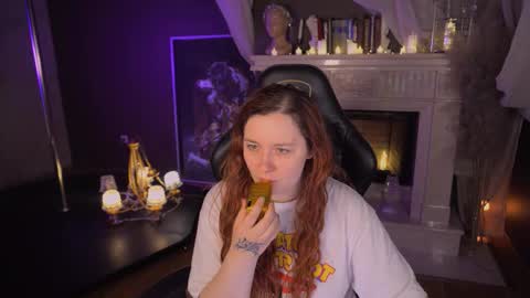 Snapshot of carolina_winter chatting on November 2025 12:48:02 PM Mira online show from November 2025 12:48:02 PM