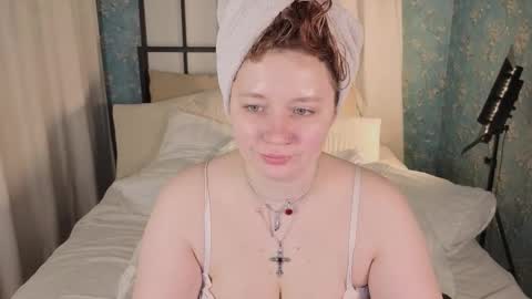 Snapshot of carolina_winter chatting on February 2026 05:33:02 AM Mira online show from February 2026 05:33:02 AM