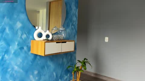 carolina_zaens online show from June 2026 03:18:01 PM