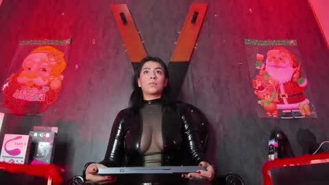 Snapshot of carolinaarias_ chatting on December 2024 08:28:01 PM carolina online show from December 2024 08:28:01 PM