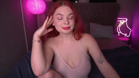 Snapshot of carolinadia chatting on December 2024 12:30:02 AM carolinadia online show from December 2024 12:30:02 AM